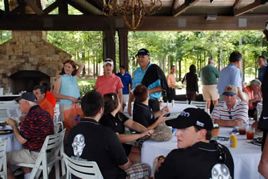 Tournament participants eating lunch
