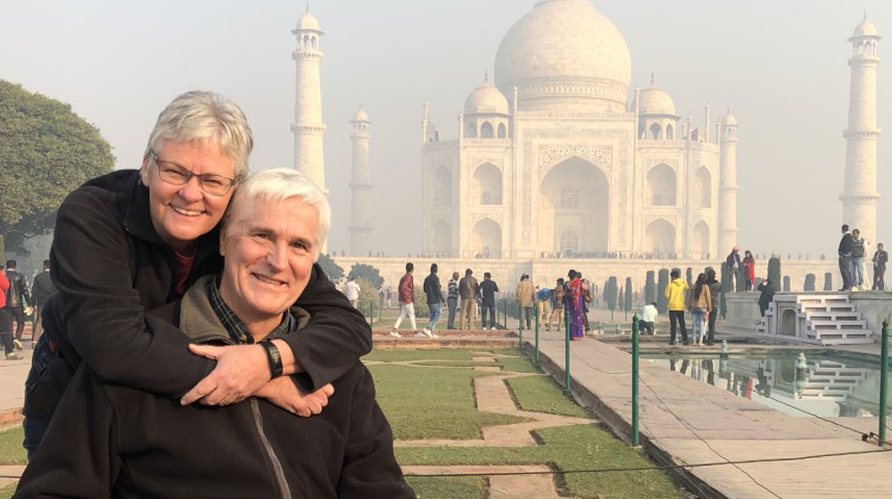 Sue and Chris at the Taj Mahal