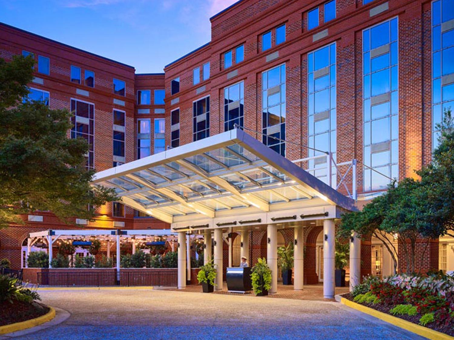 A wooden board with information and pictures tells visitors of the trails.