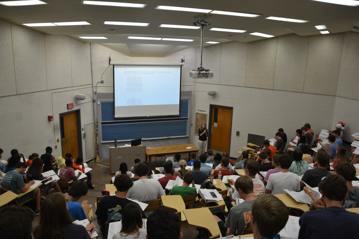 Dr. Lora Merchant Teaches Plainsmens Prep Students.