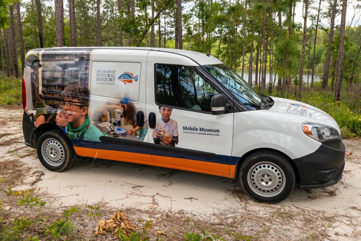 Image of the Museum Van