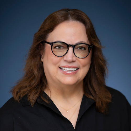 Headshot photo of Karen Roath