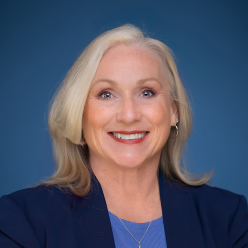 Headshot photo of Tracey Spates Newell