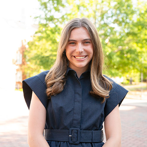 Headshot photo of Kate Williams