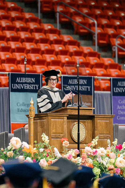 Photo of Dr. Janet Donlin