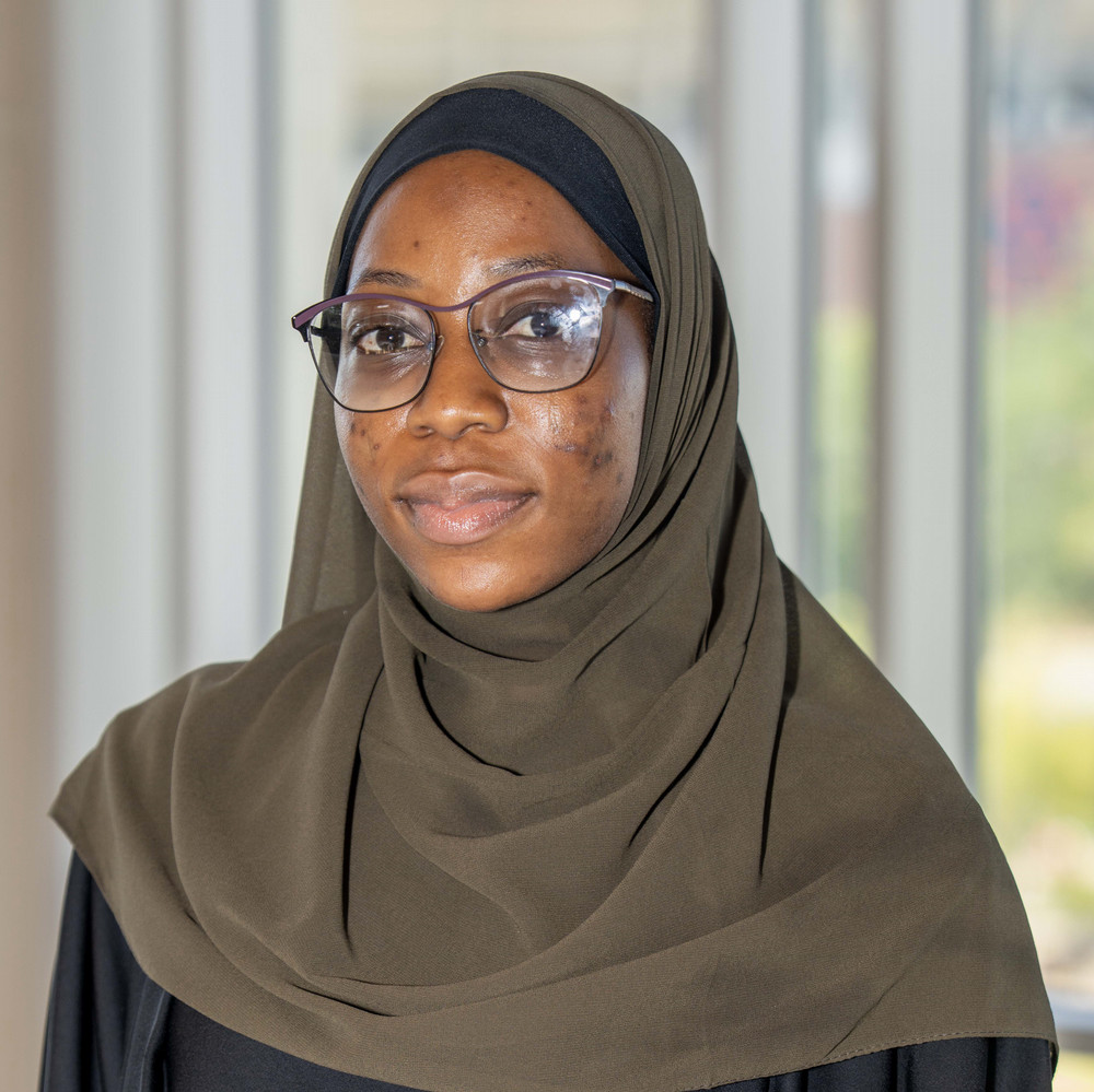 Kareemat Adesope headshot