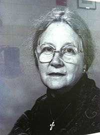 Charlotte Ward headshot