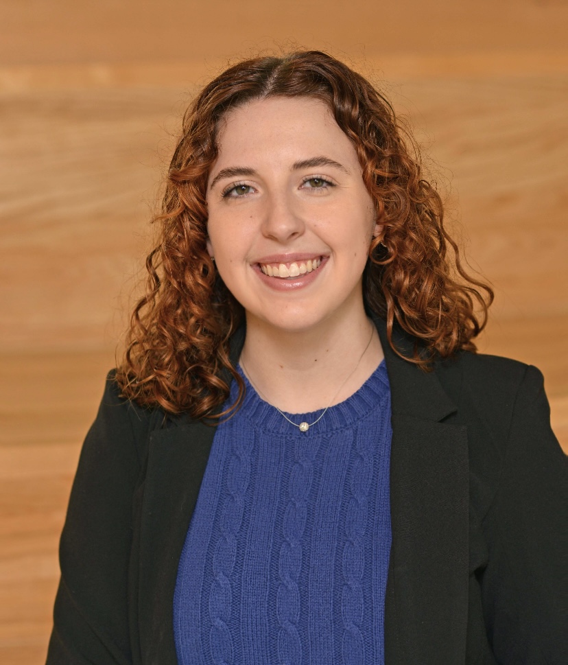 Lauren Campbell headshot