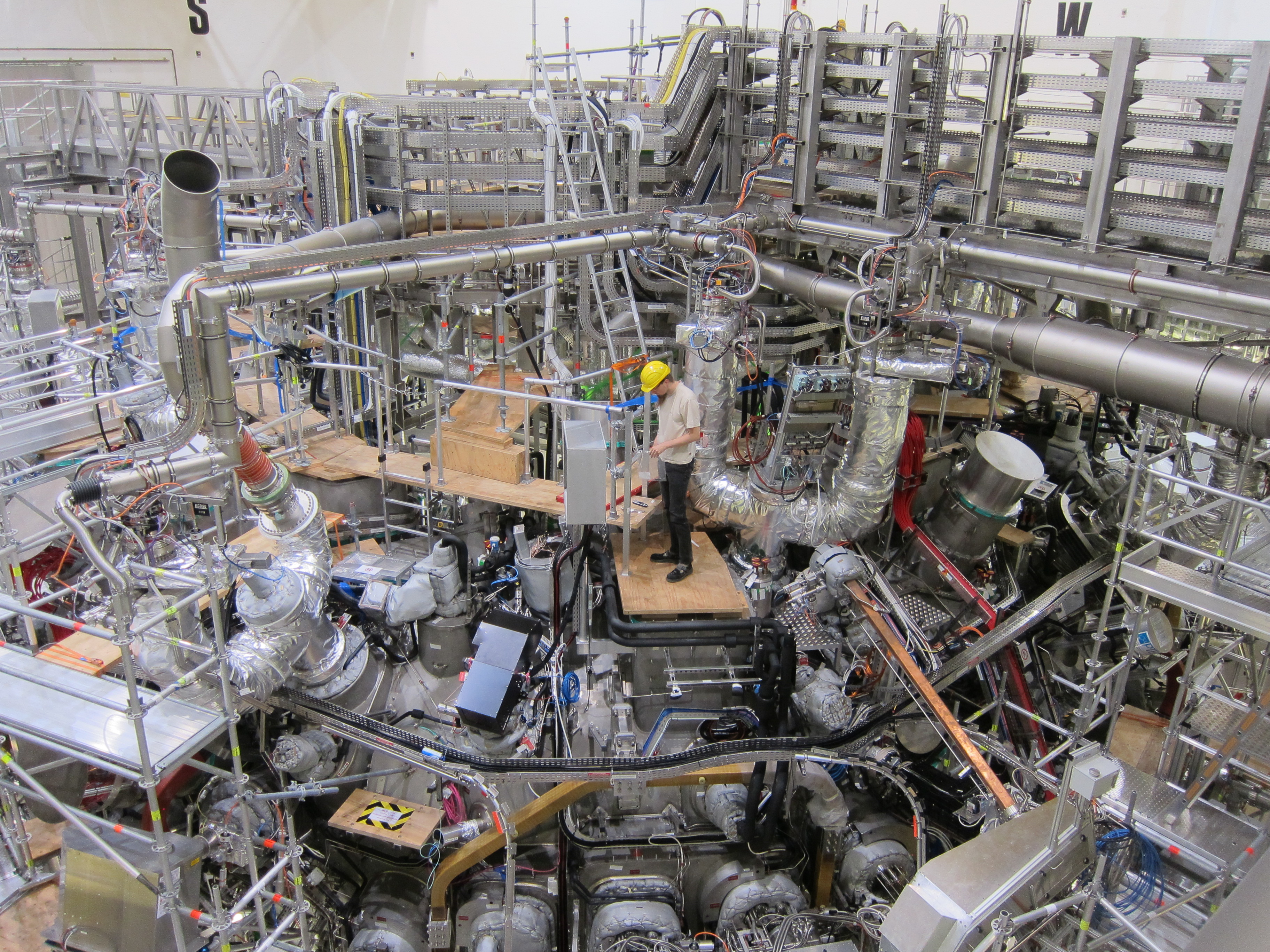 An overview of the Wendelstein 7-X stellarator experiment. 