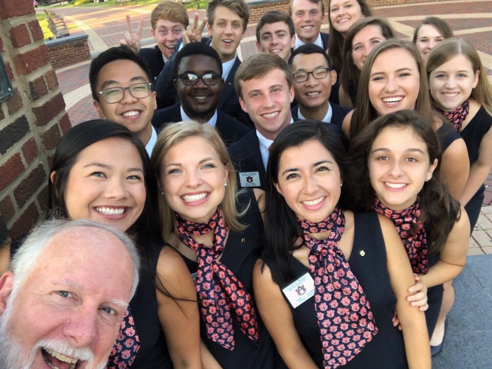 John G. Smith in the back row with the COSAM Leaders taking a selfie with Dr. Jack Feminella, associate dean for academic affairs. 