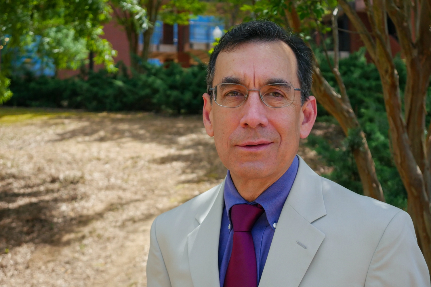 Vincent Ortiz Named a Fellow of the American Chemical Society