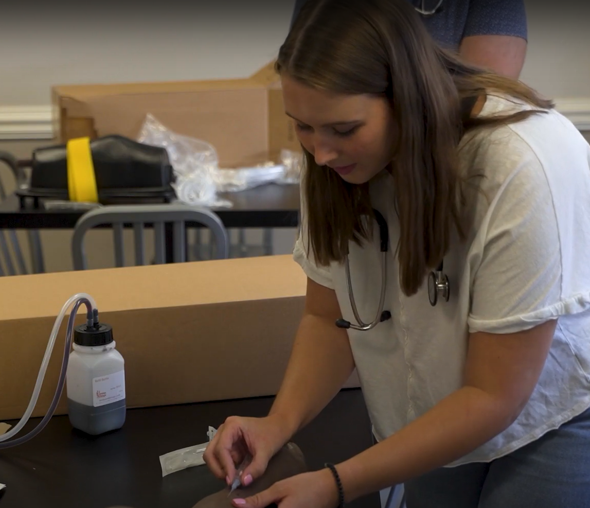 Future doctors gain an elevated student experience at Auburn University learning from seasoned physicians and getting an edge before entering medical school