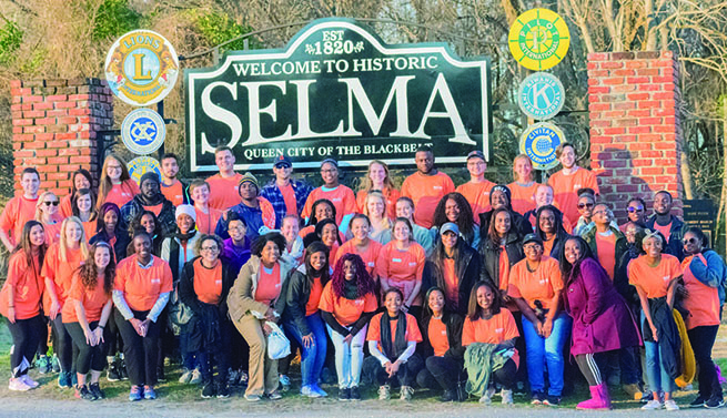 Photo of the group of students who participated in the 2018 MLK Day Trip to Selma