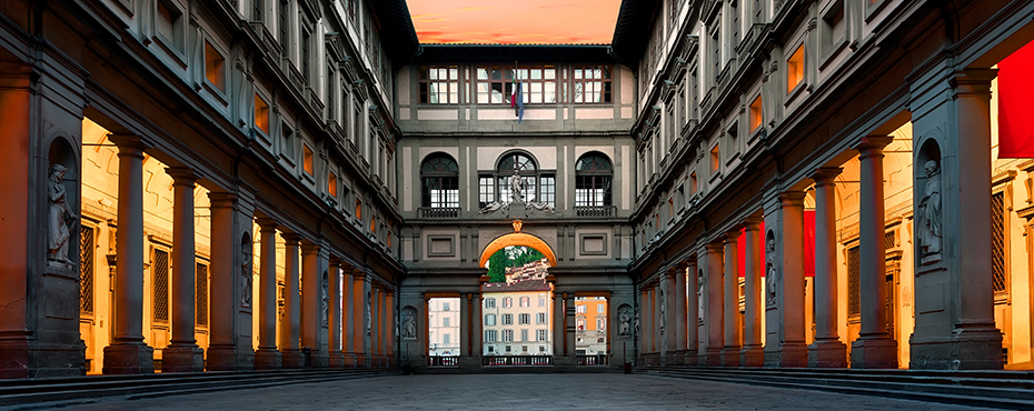 Piazzale degli Uffizi in Florence, Italy.