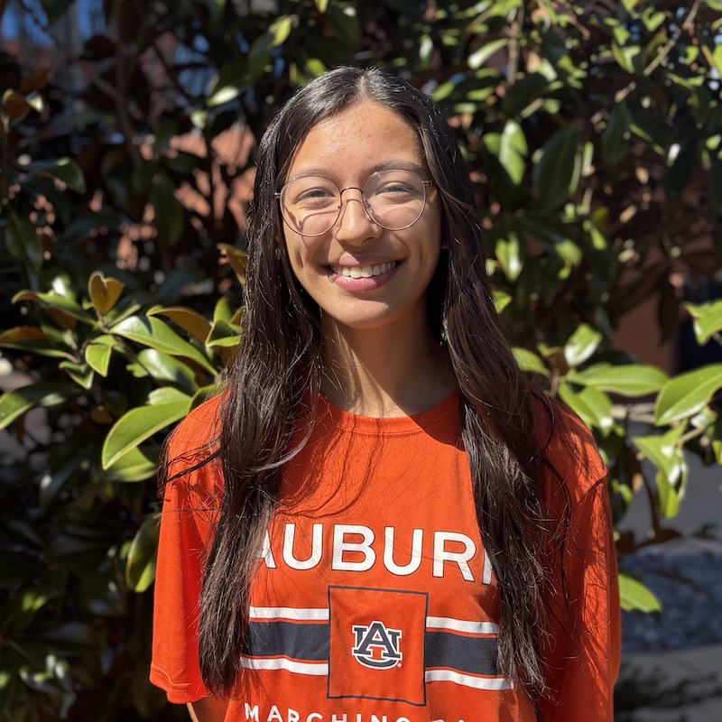 Bella Nonales headshot