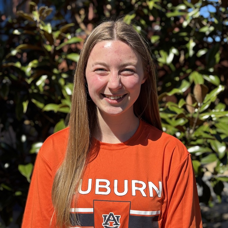 Courtney Vail headshot