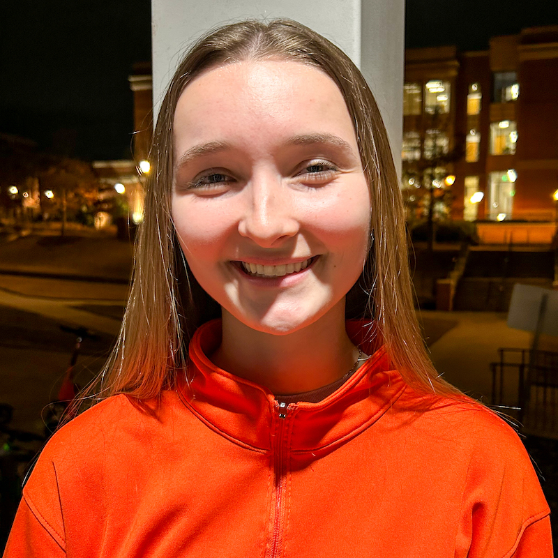 Victoria Whisenant headshot